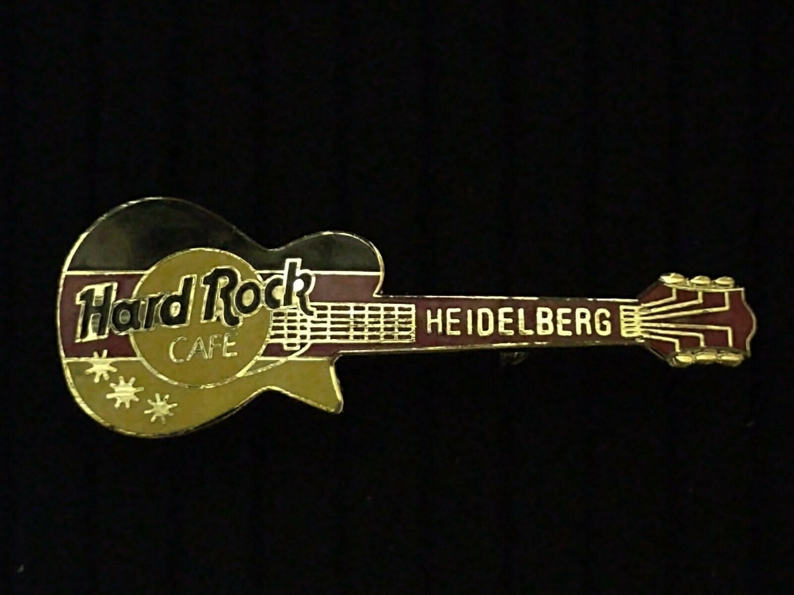 Hard Rock Café Pin: Heidelberg, Germany ~ German Flag Gibson Guitar