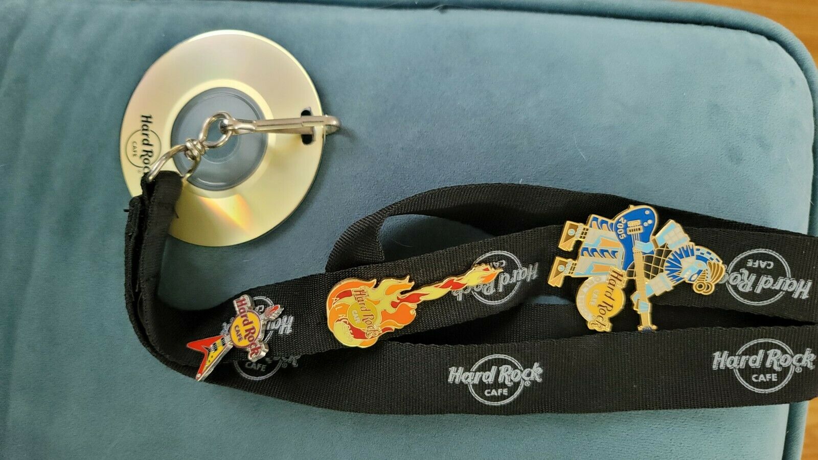 Hard Rock Cafe Lanyard With Cd And 3 Pins, V Guitar, Fire, Egyptian
