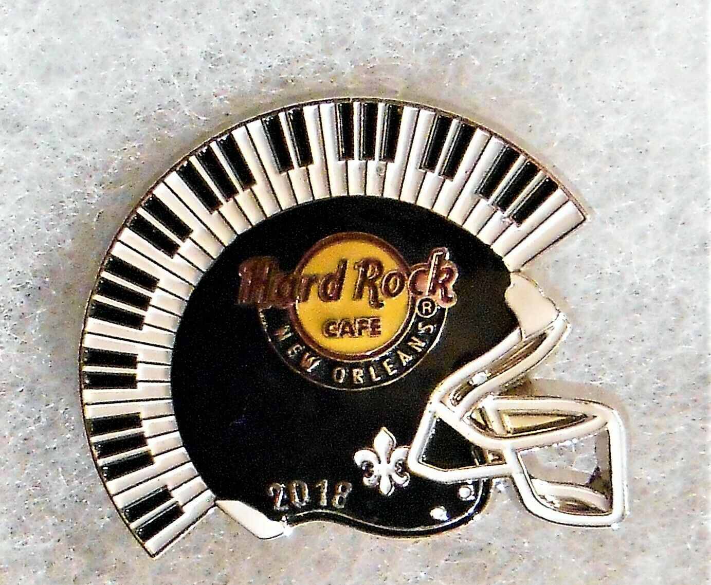 Hard Rock Cafe New Orleans 3d Black Football Helmet With Keyboard Pin # 100191